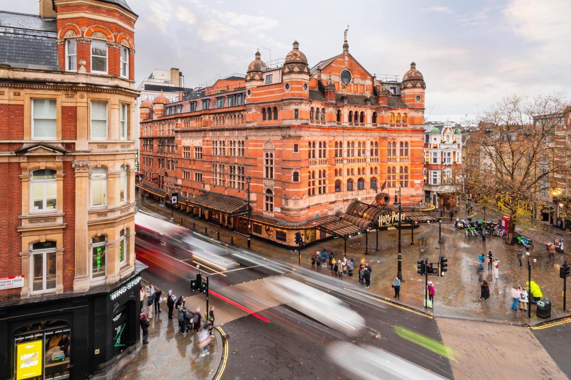 Welcome London Theatreland Exteriör bild