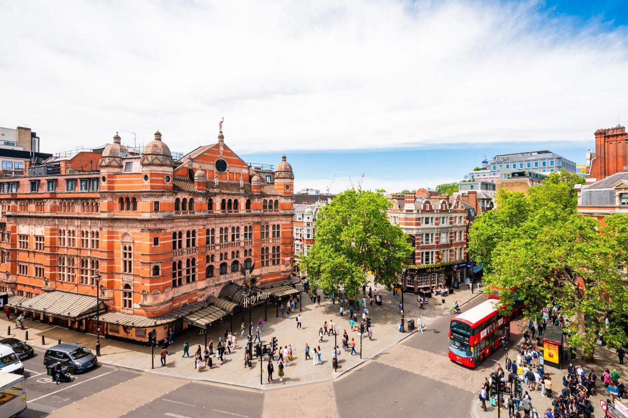 Welcome London Theatreland Exteriör bild